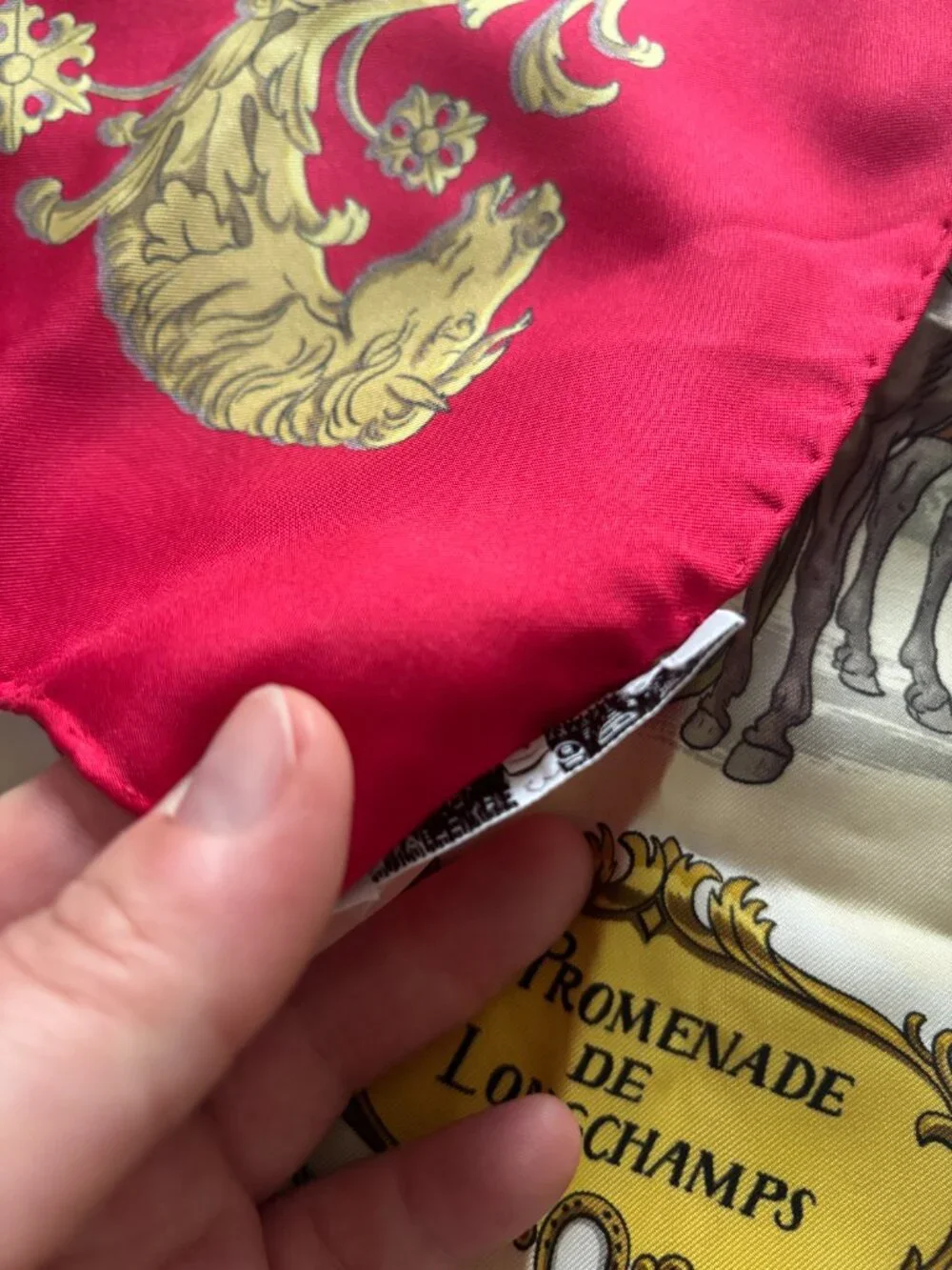 Hermes scarf Carre 90 Reds Silk100% Ledoux